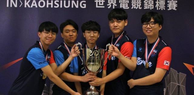 发生在上半 发生在上半